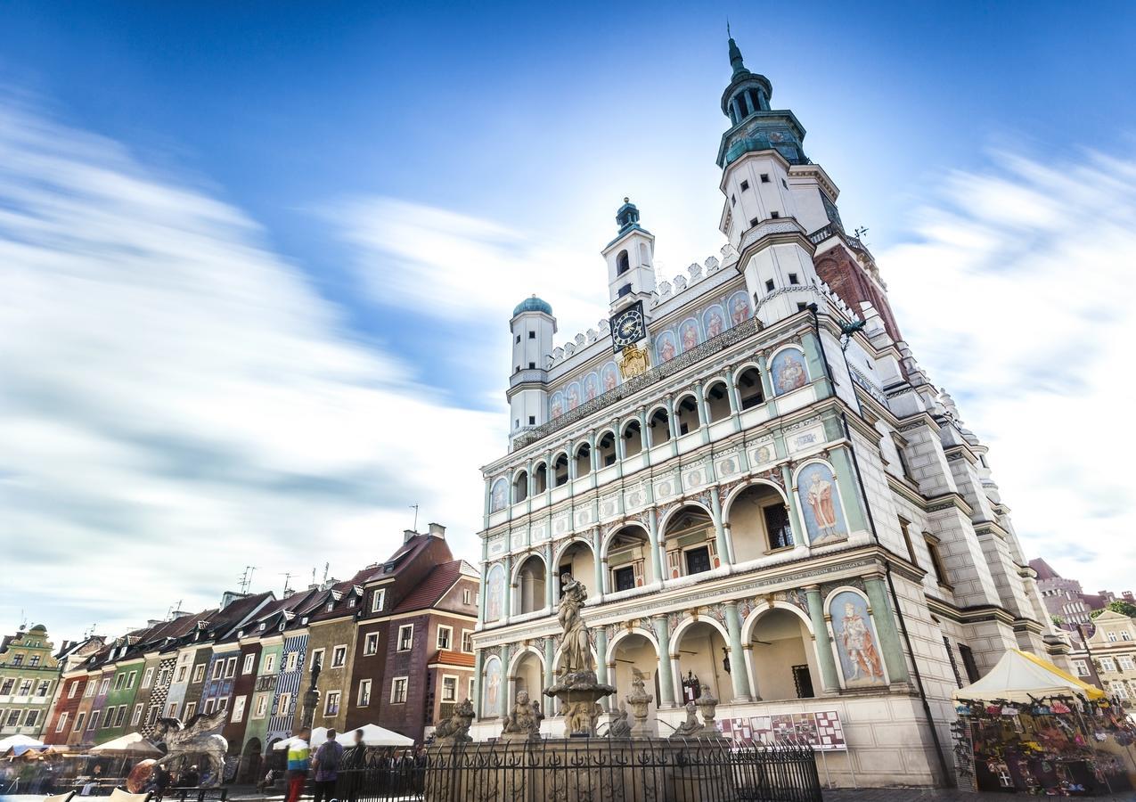 Opera Hostel Poznan Exterior photo